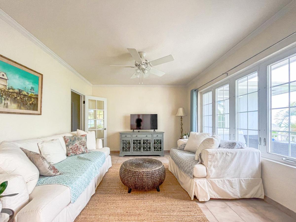 Sea Haven At Orange Hill - Private Pool Holiday home Nassau